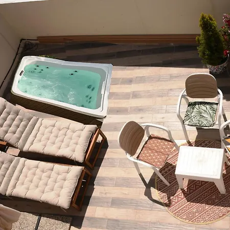5 Star Delux Sky-sea Marina Penthouse - Stunning Seaviews And Prime Location Apartment Msida