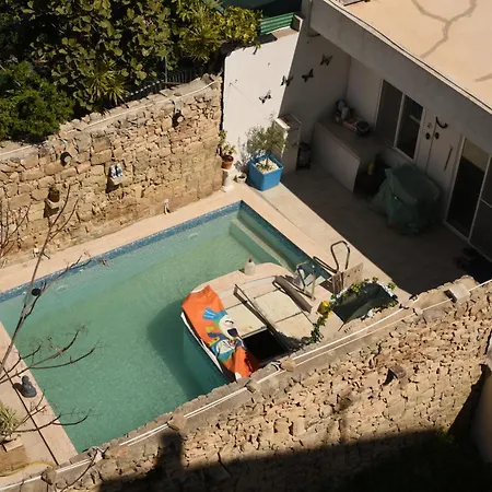 5 Star Delux Sky-sea Marina Penthouse - Stunning Seaviews And Prime Location Apartment *