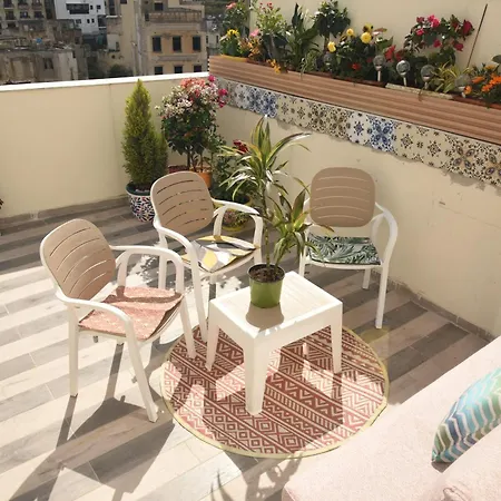 5 Star Delux Sky-sea Marina Penthouse - Stunning Seaviews And Prime Location Msida