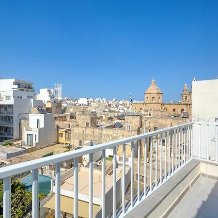 Апартаменты 5 Star Delux Sky-sea Marina Penthouse - Stunning Seaviews And Prime Location